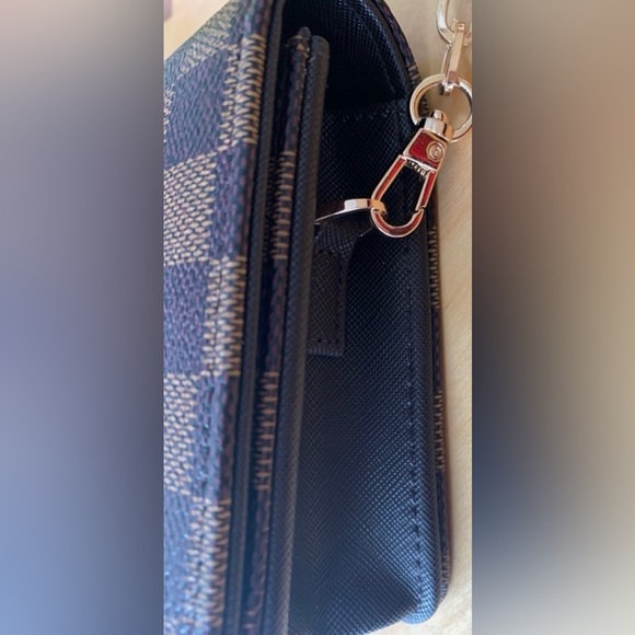 Daisy Rose Checkered Crossbody Bag - Vegan Leather - Picture 10 of 10